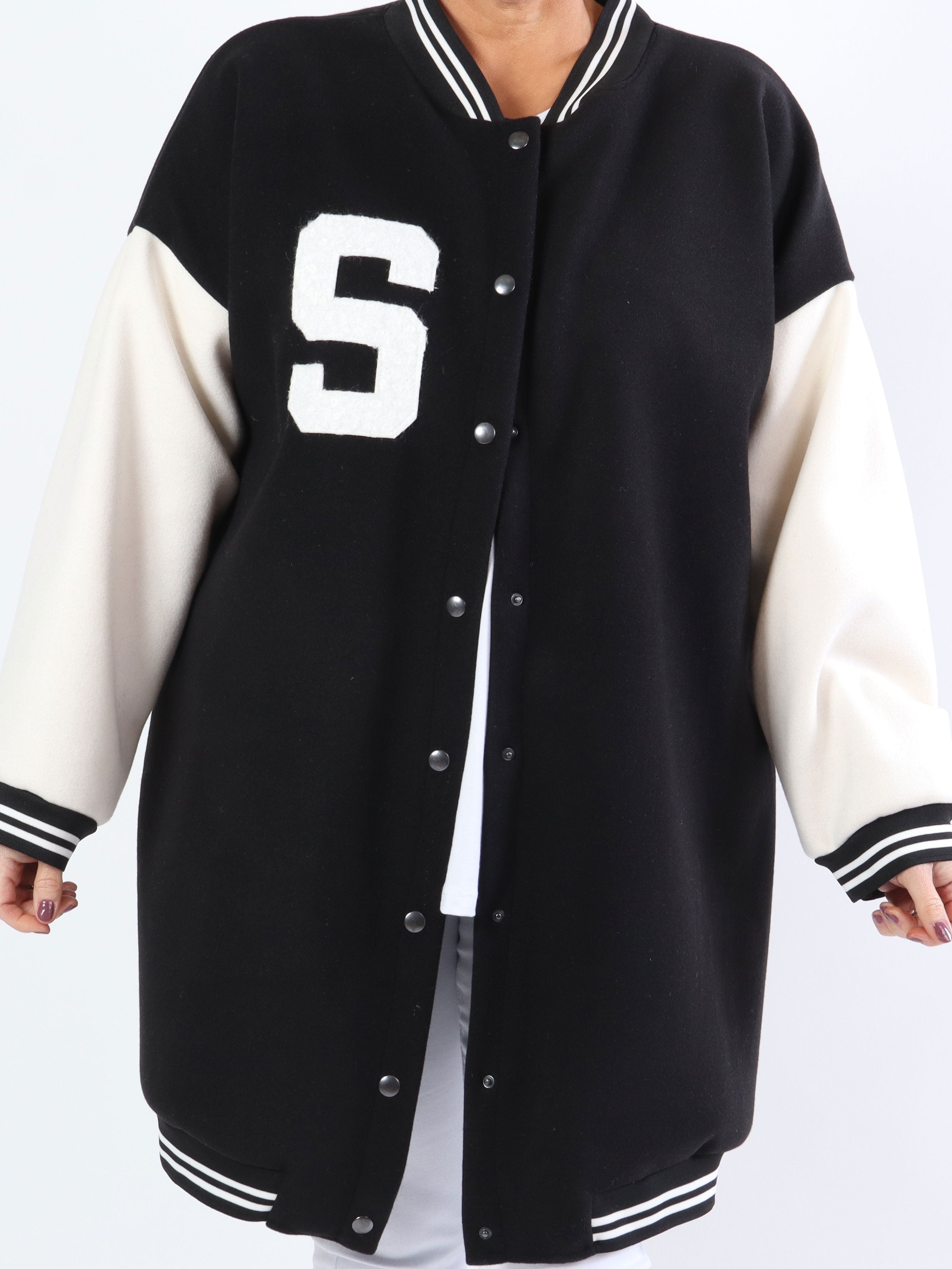 Andy - Fed plus size college jakke med trykknapper